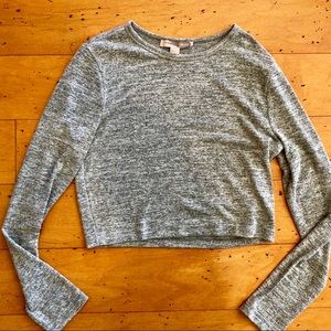 Forever 21 Cropped Gray Top T-shirt Sweater L Soft